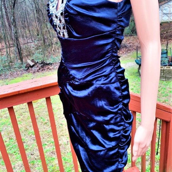 CITY STUDIO Jeweled Ruched Cocktail Bodycon Dress - Picture 4 of 8